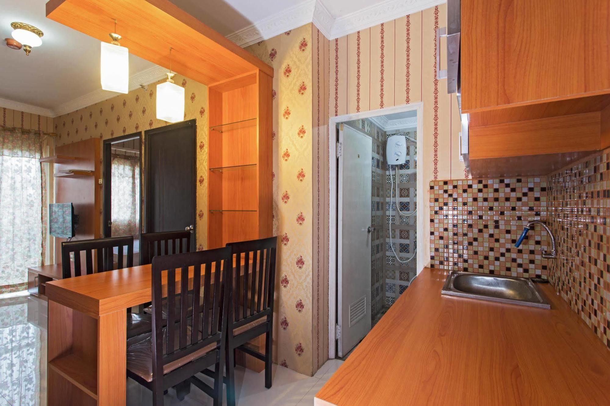 Reddoorz Apartment @ Mutiara Bekasi Exterior photo